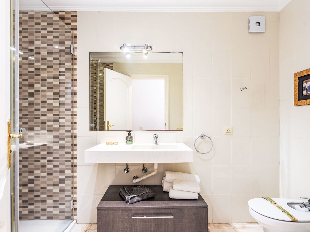Penthouse Prime Rosaleda, piscine privée chauffée - Photo 18