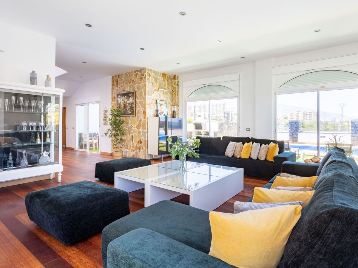 Villa Syrah, 6 chambres avec jacuzzi et piscine - Photo 10