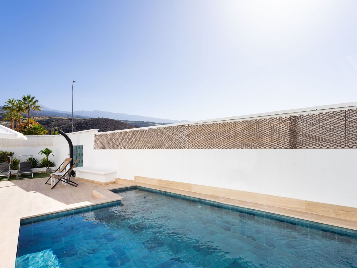 Appartement Lilias Home – piscine privée à 900 m de la plage - Photo 33
