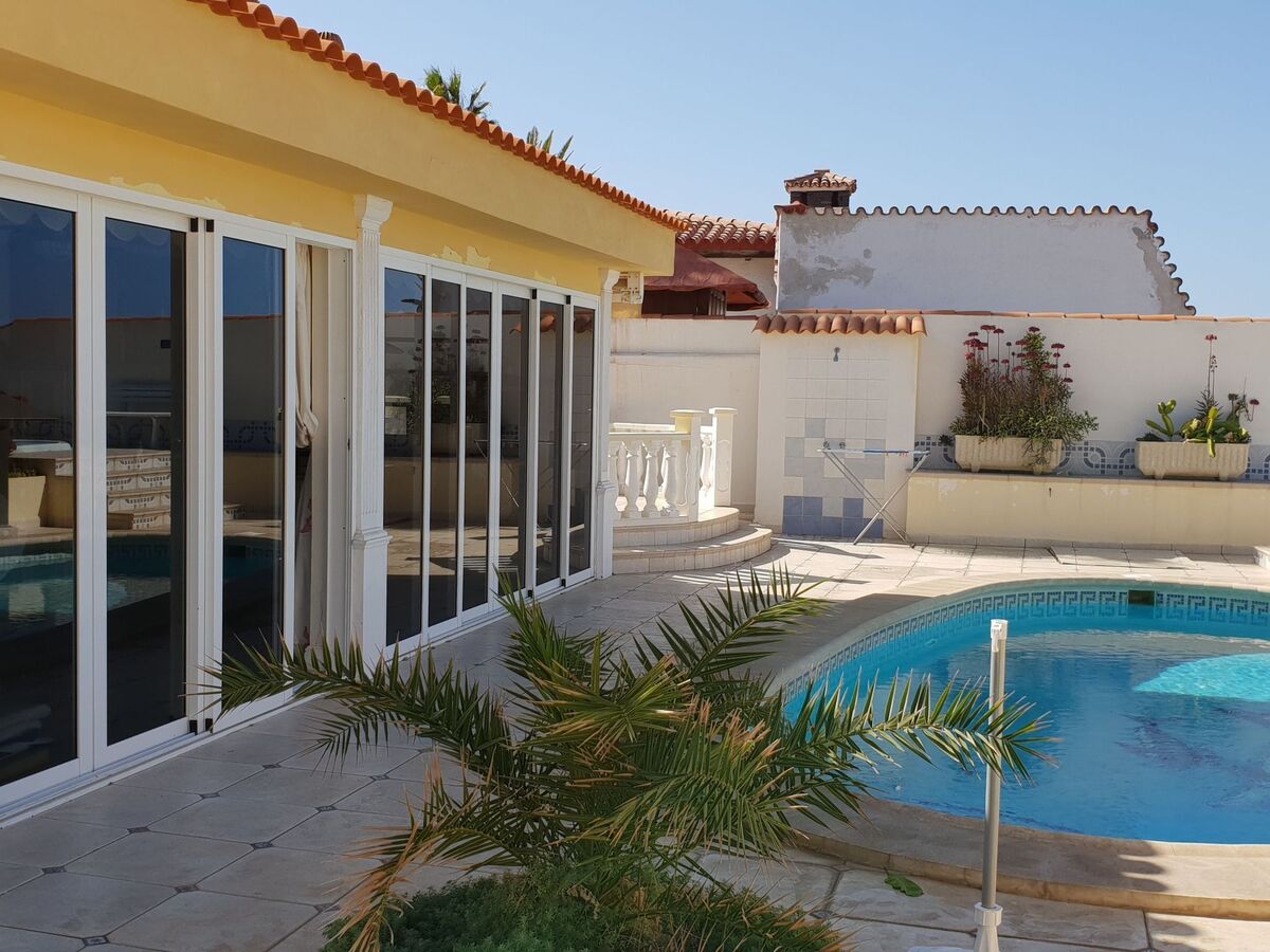 Bungalow avec piscine chauffée face aux falaises de Los Gigantes - Photo 3