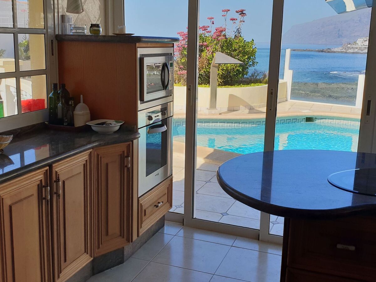 Bungalow avec piscine chauffée face aux falaises de Los Gigantes - Photo 29