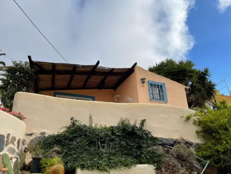 Location maison à El Jaral, La Casita mit gemeinschaftlichem Wellnessbereich