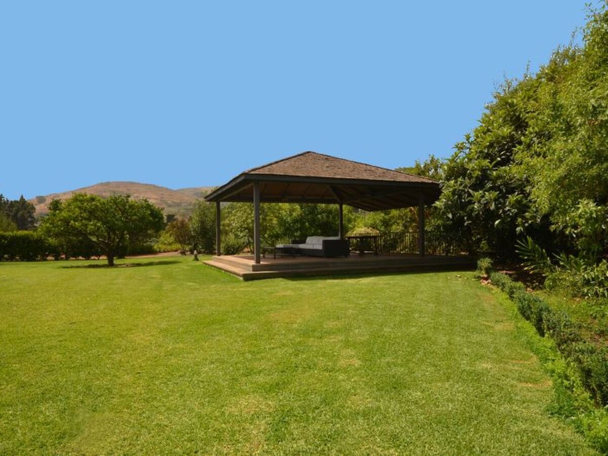 Maison Madroñal : piscine 22m et jardin de 5000m² - Photo 7