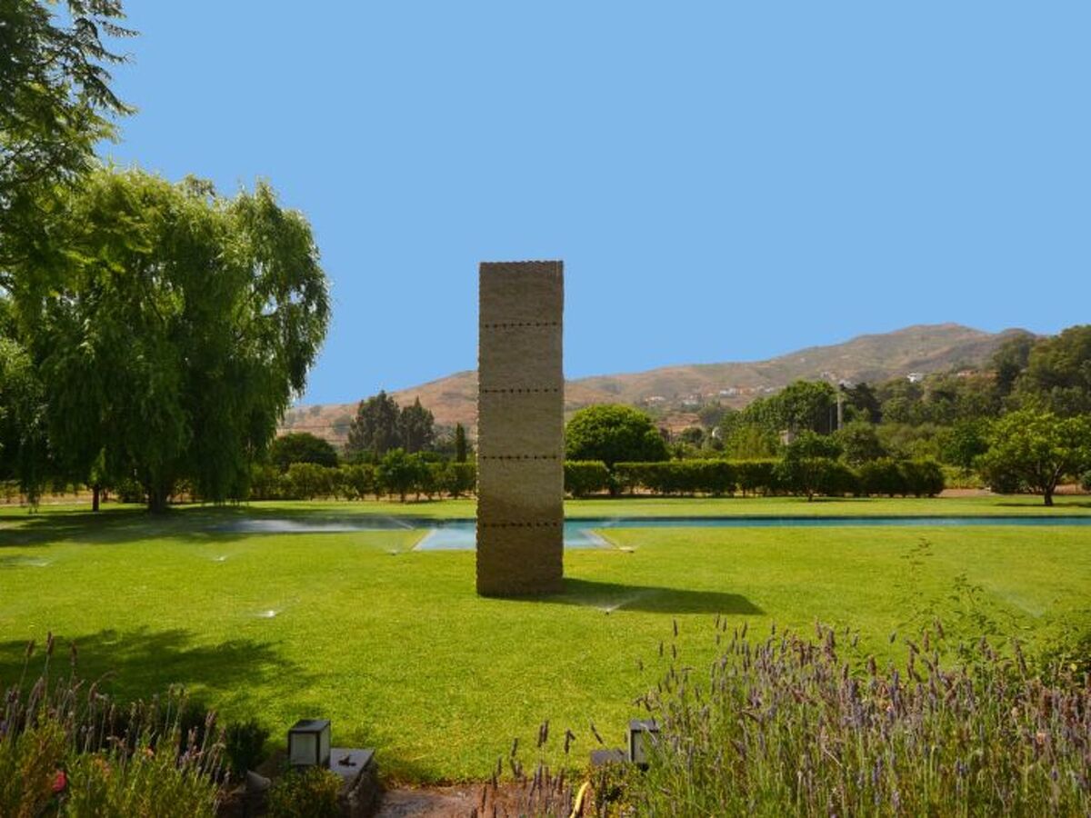 Maison Madroñal : piscine 22m et jardin de 5000m² - Photo 12