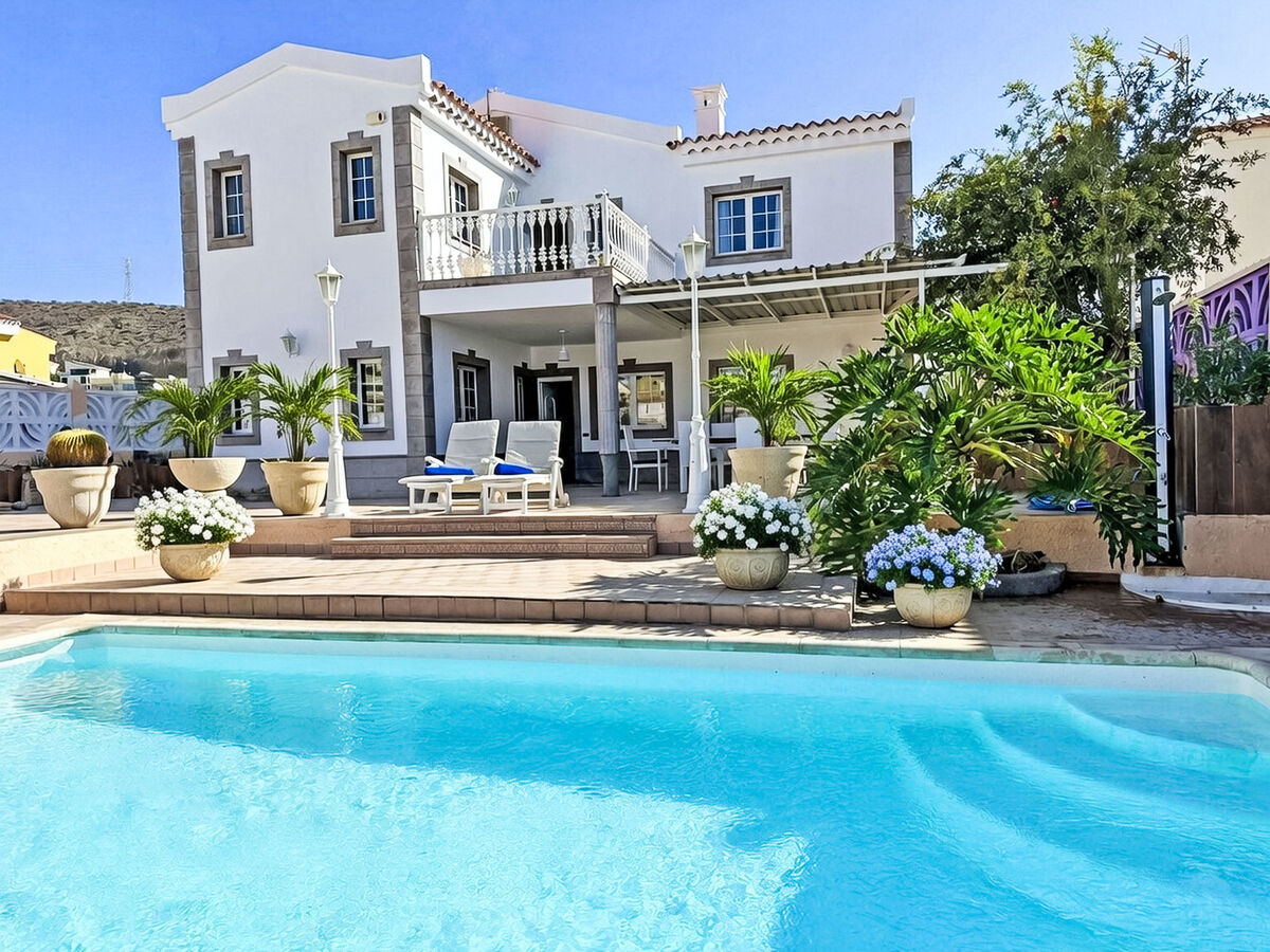 Villa Esmeralda – 16 personnes, piscine privée à Arguineguín - Photo 1