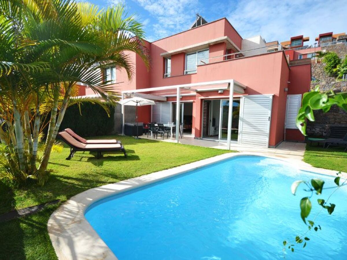 Maison mitoyenne avec piscine privée face au golf de Salobre - Photo 1