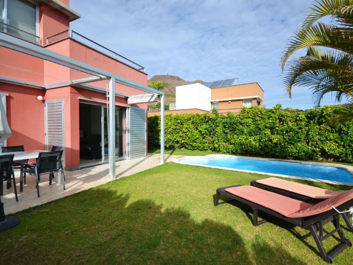 Maison mitoyenne avec piscine privée face au golf de Salobre - Photo 2