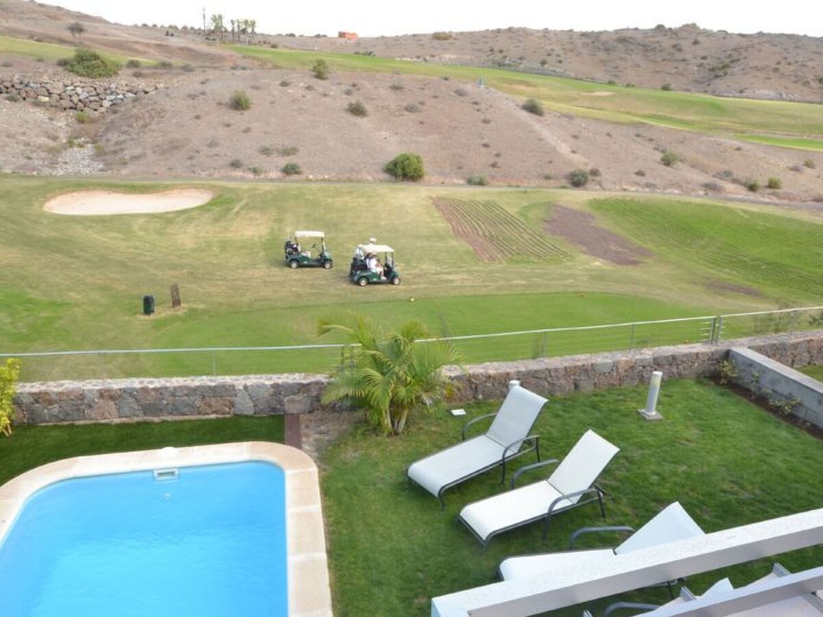 Maison mitoyenne avec piscine privée face au golf de Salobre - Photo 4
