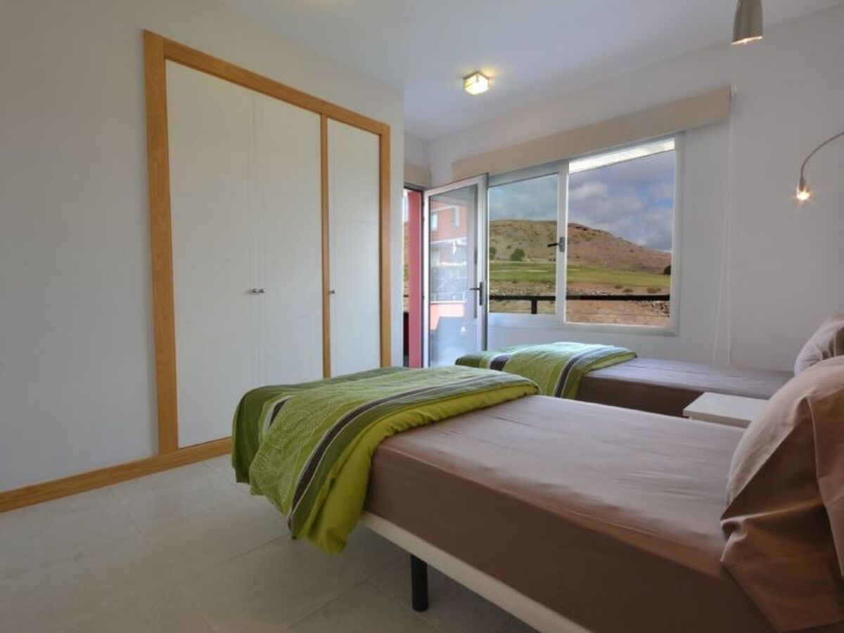 Maison mitoyenne avec piscine privée face au golf de Salobre - Photo 13