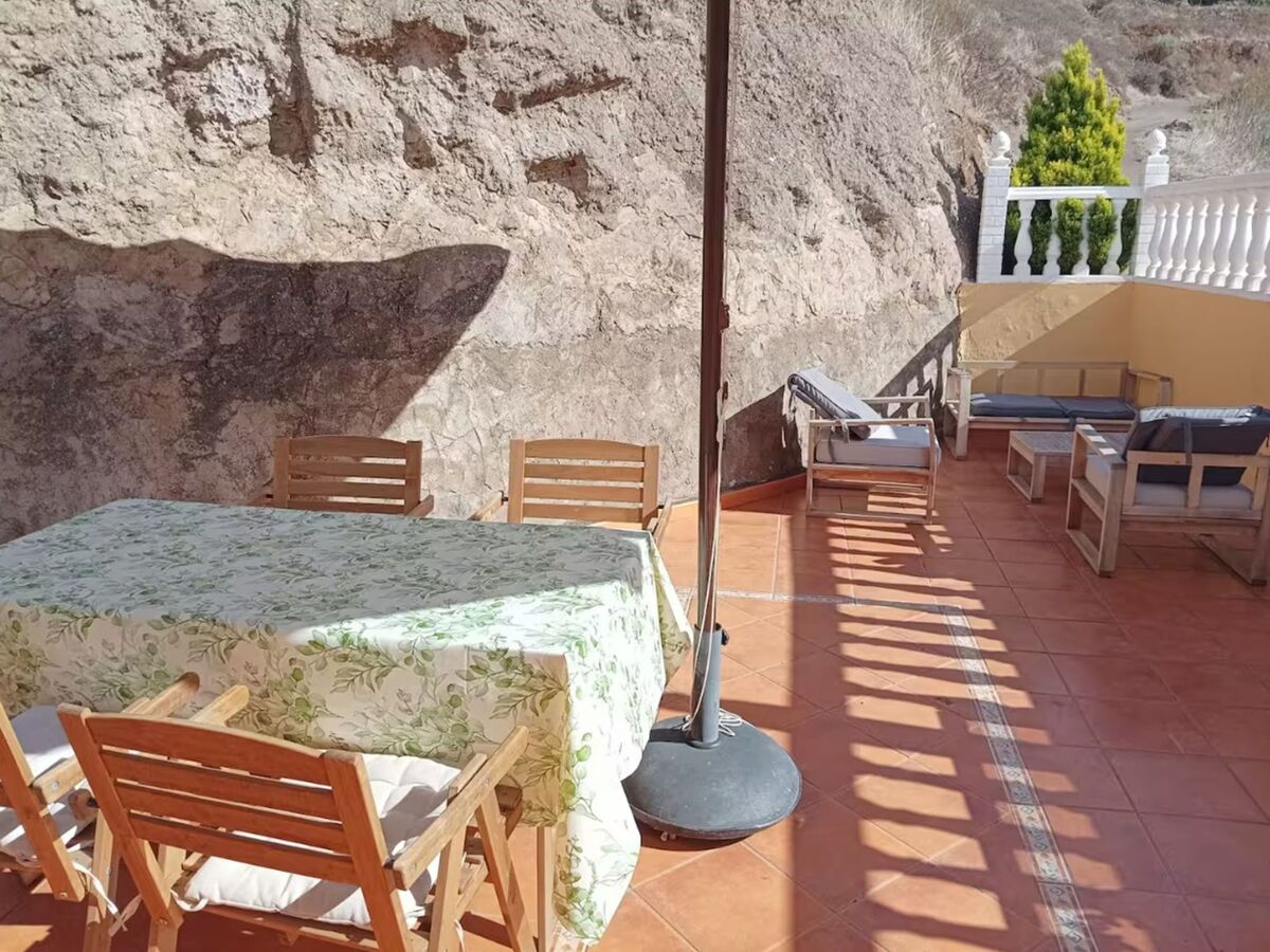 Maison La Cabaña à Caideros – terrain de 2 500 m² en lisière de bois - Photo 3