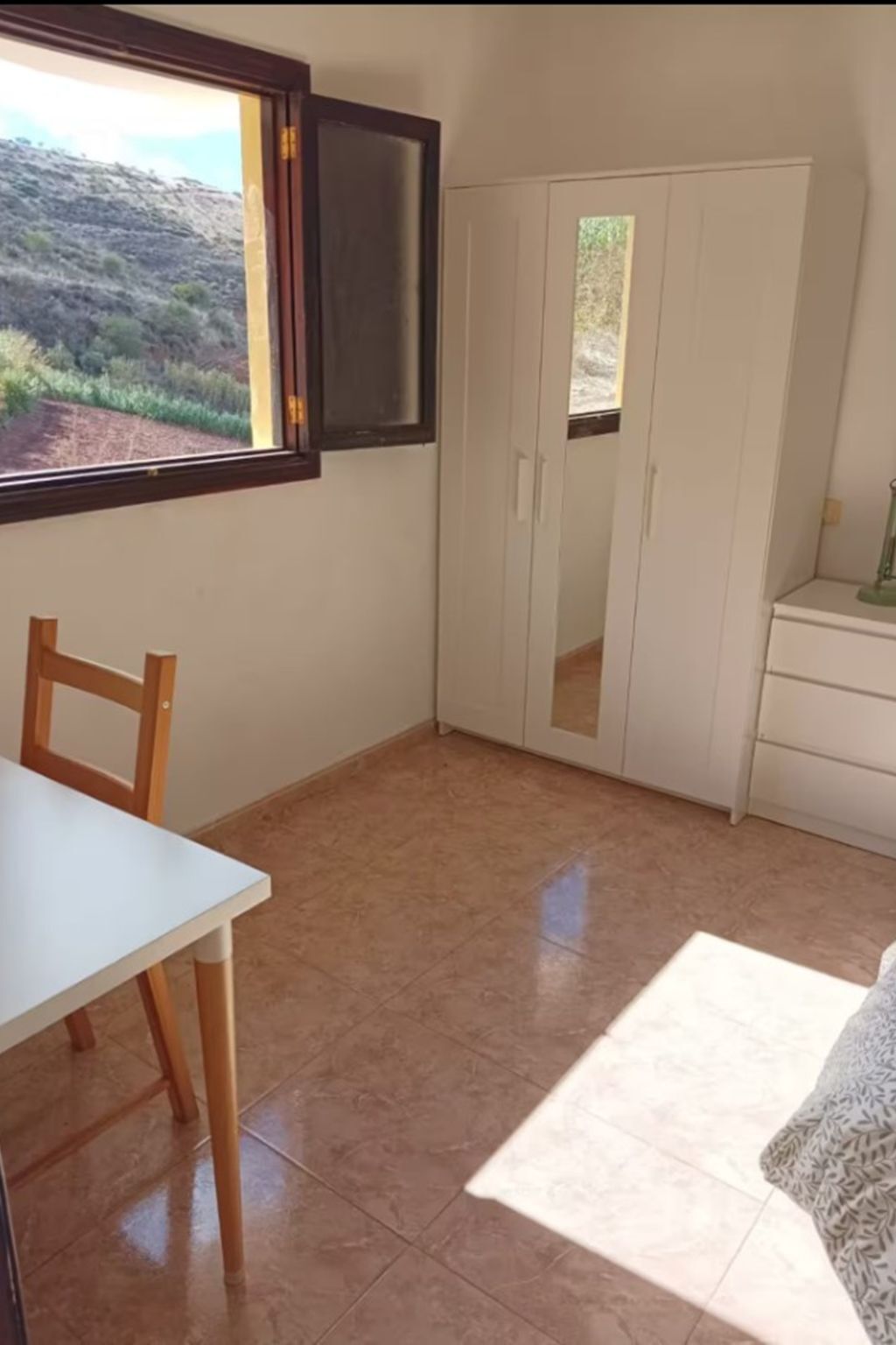 Maison La Cabaña à Caideros – terrain de 2 500 m² en lisière de bois - Photo 11