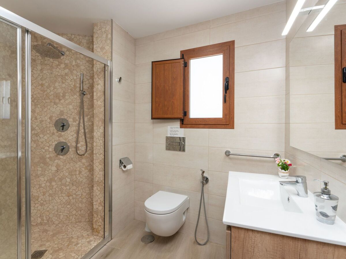 Maison Tinamar 2 — Manoir canari avec piscine - Photo 23