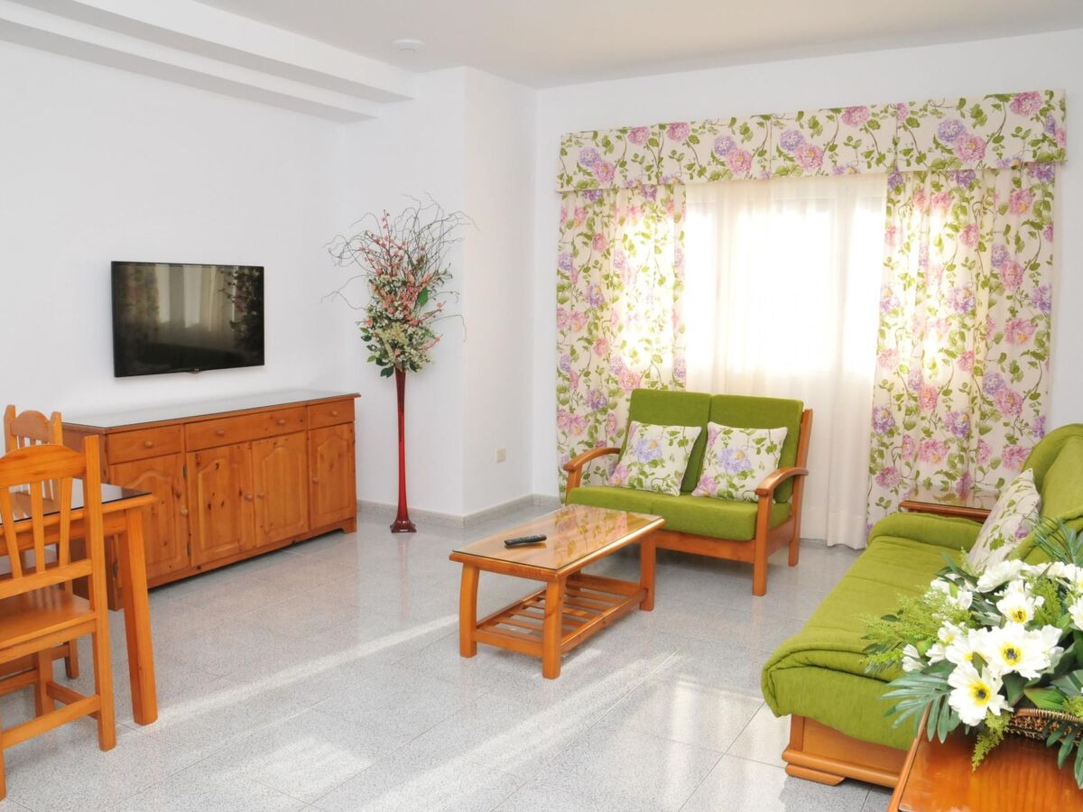 1-Chambre Apartment à Vecindario avec Climatisation - Photo 2