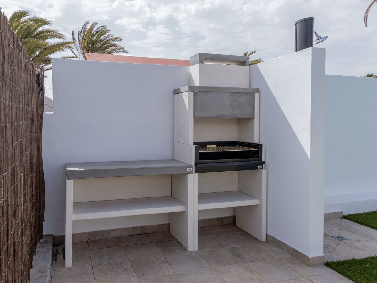 Villa Erbania – Maison moderne avec piscine à La Oliva - Photo 5