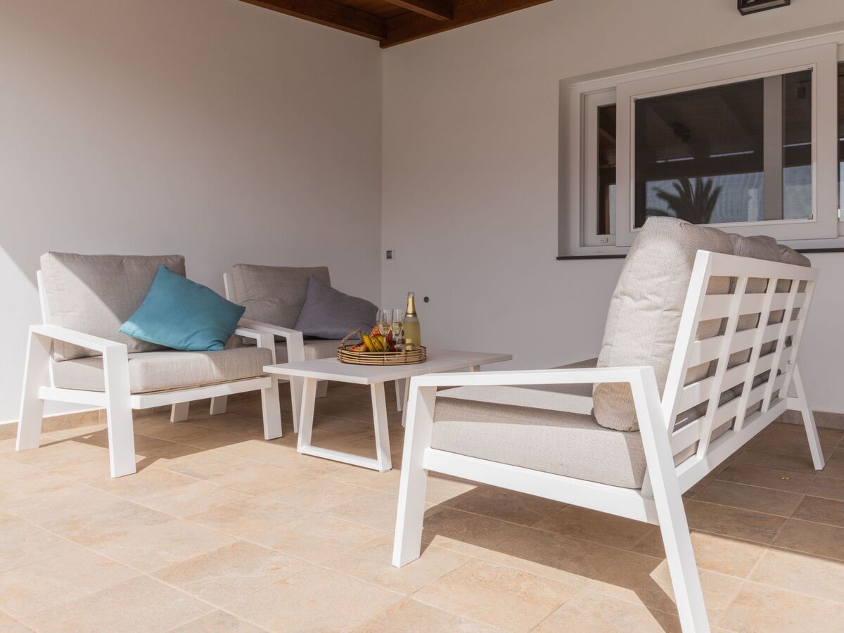 Villa Erbania – Maison moderne avec piscine à La Oliva - Photo 10