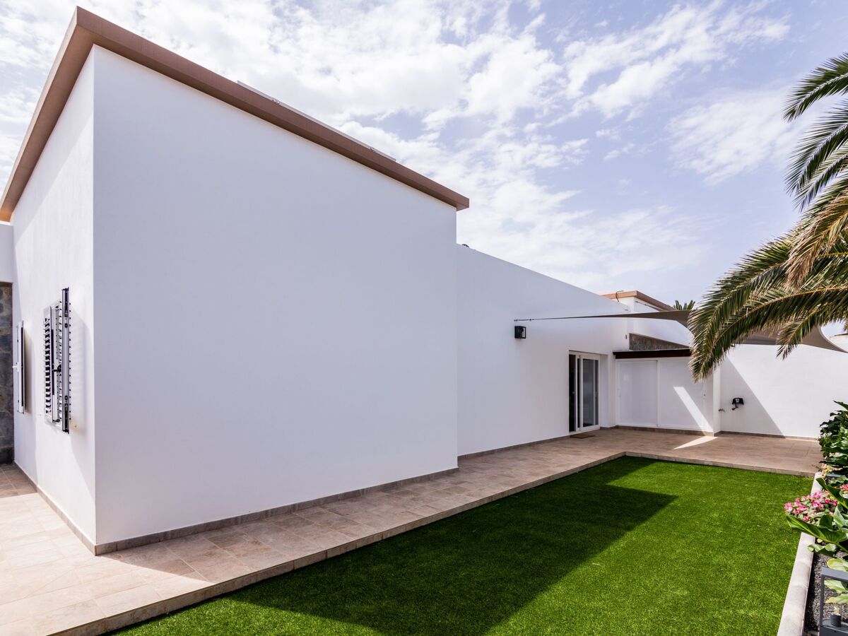 Villa Erbania – Maison moderne avec piscine à La Oliva - Photo 36