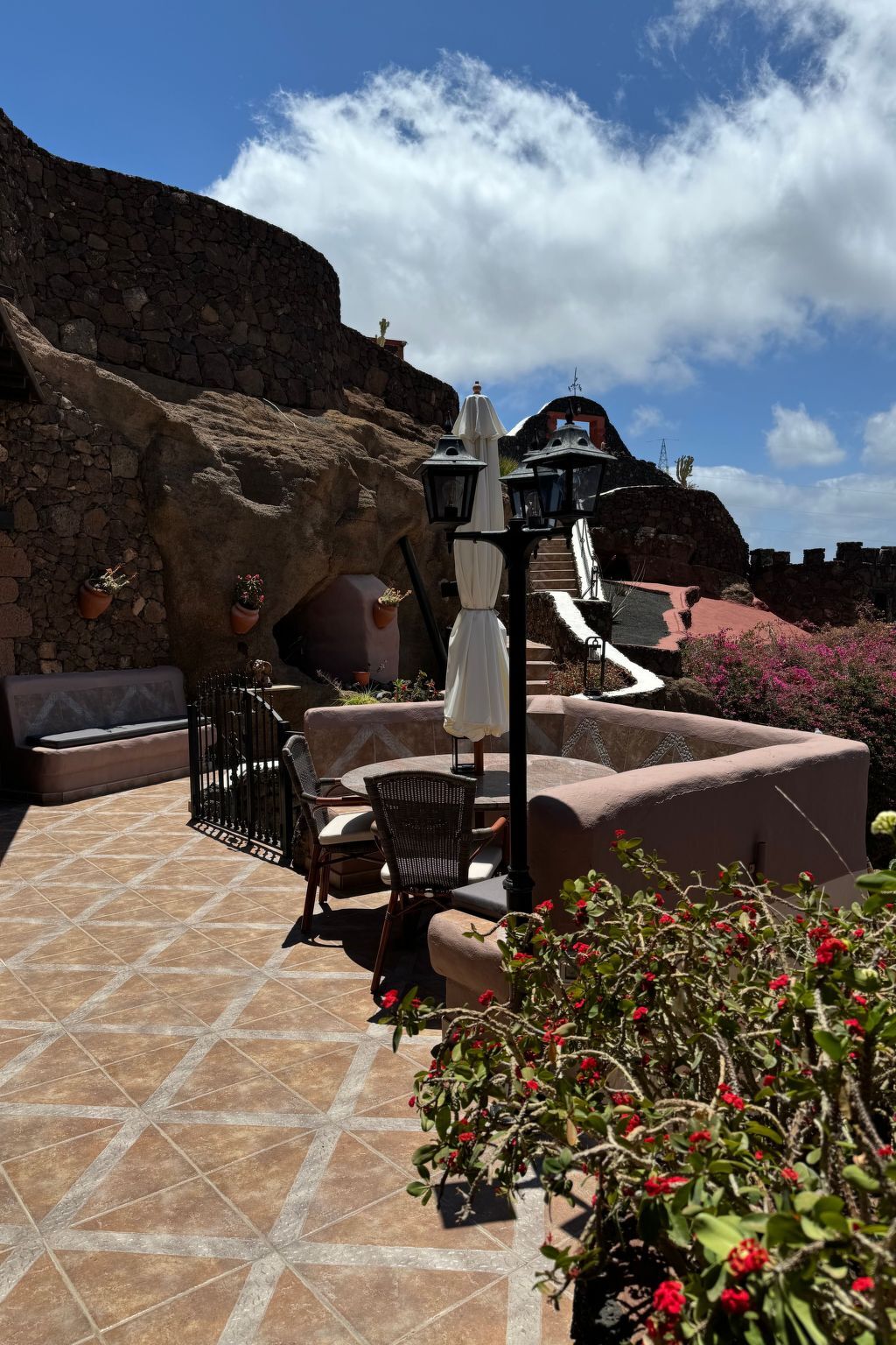 Maison-grotte volcanique à Lanzarote, piscine chauffée vue mer - Photo 46