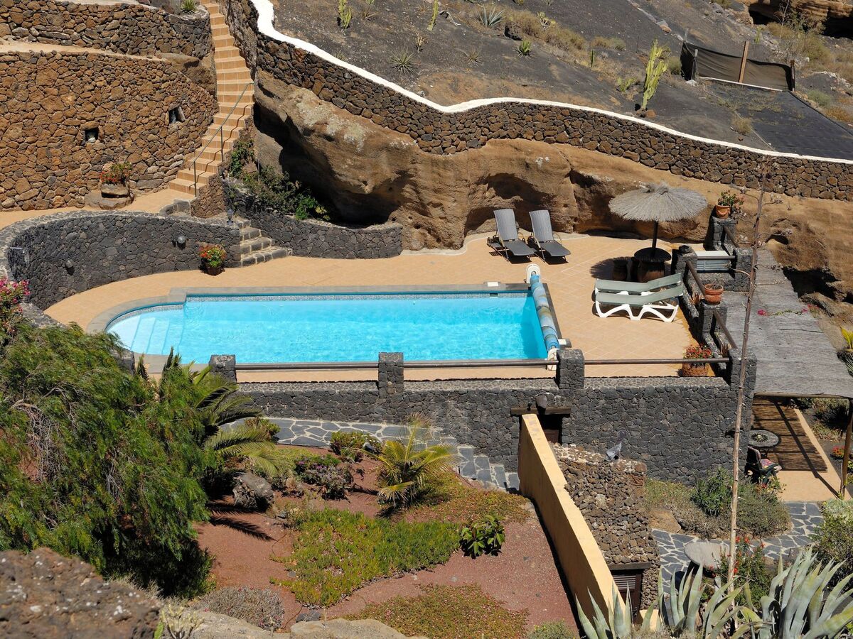 Maison-grotte volcanique à Lanzarote, piscine chauffée vue mer - Photo 74