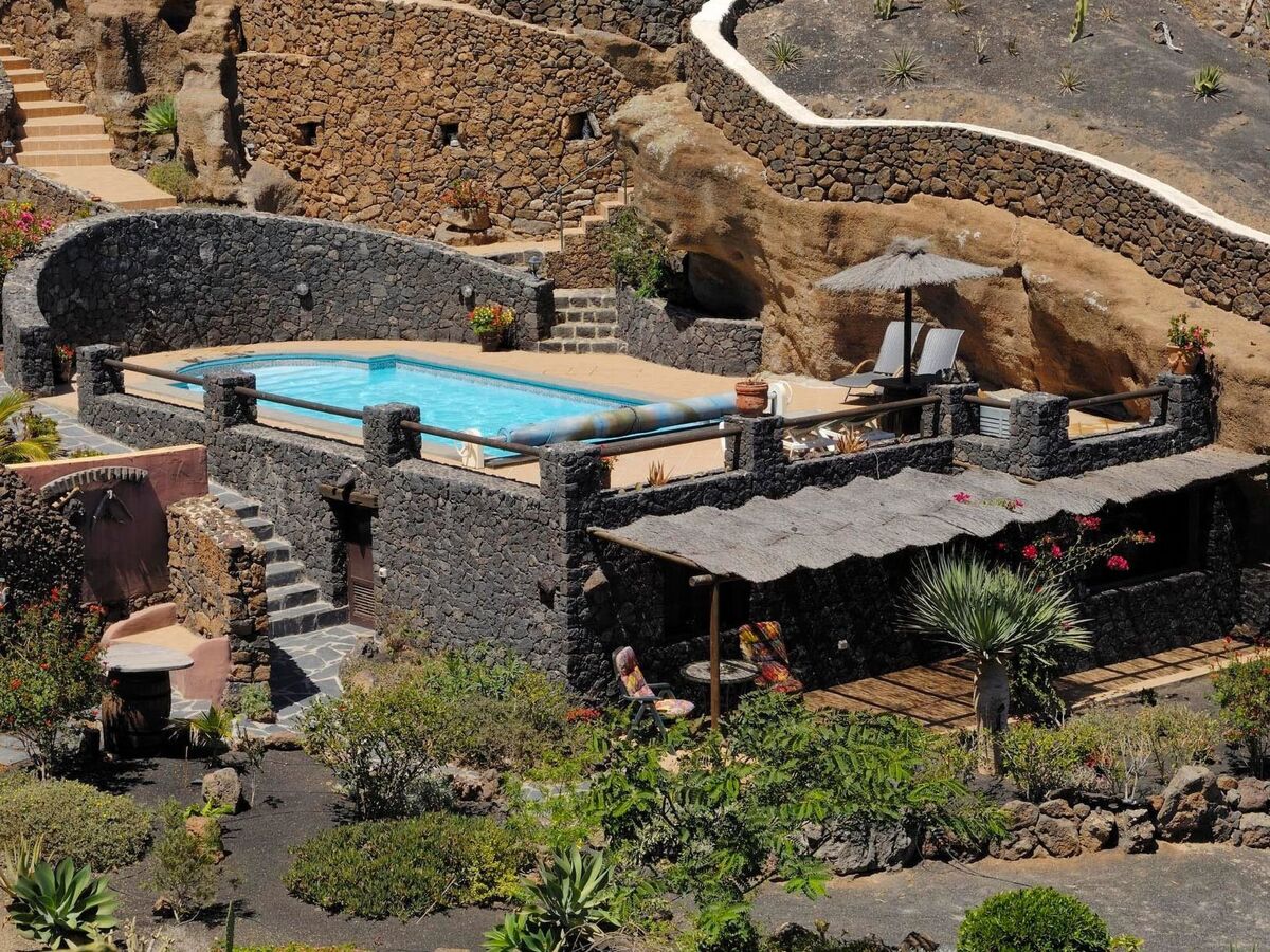 Maison-grotte volcanique à Lanzarote, piscine chauffée vue mer - Photo 78