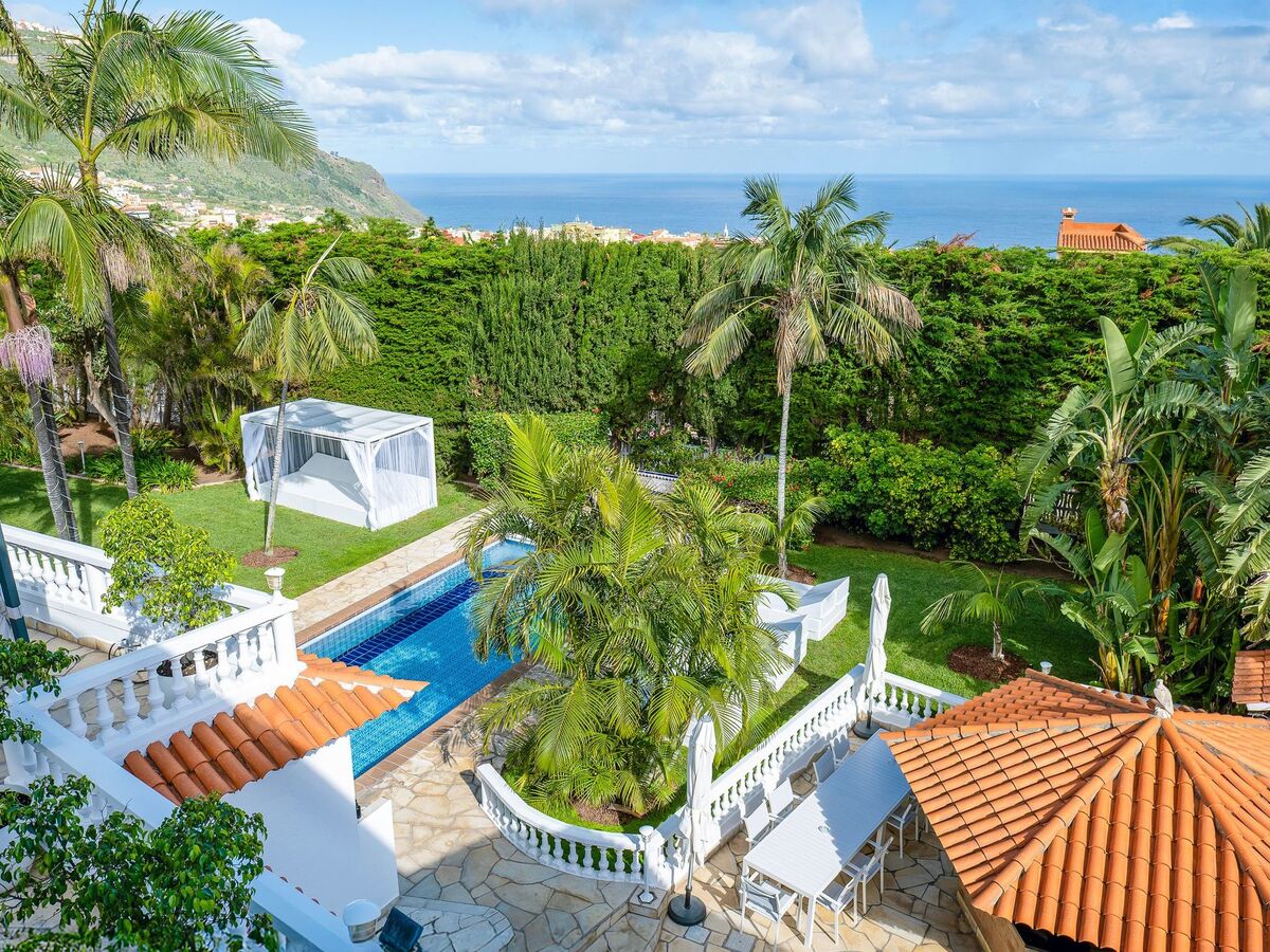 Maison San Benito – 520 m², piscine et vue Teide à Realejos - Photo 1
