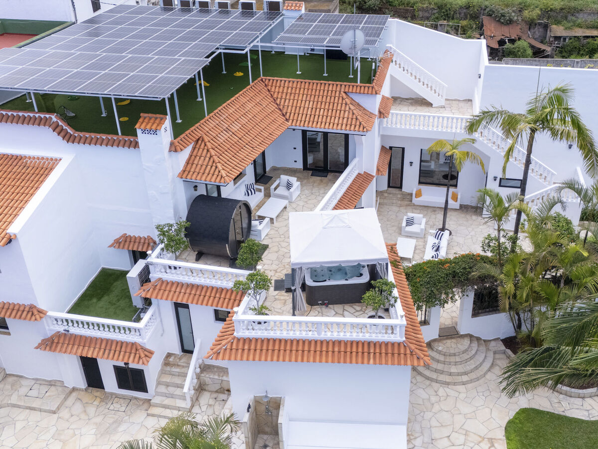 Maison San Benito – 520 m², piscine et vue Teide à Realejos - Photo 26