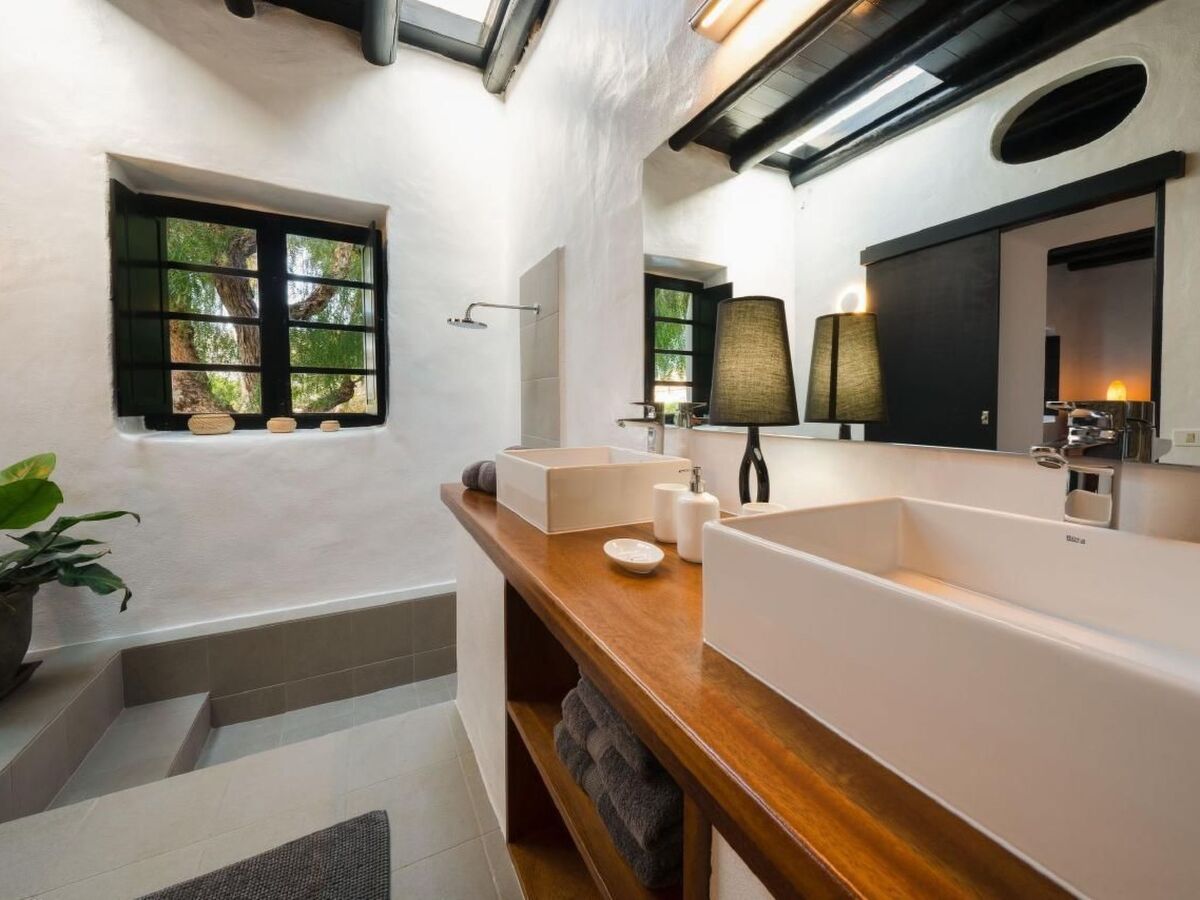 Ferme de 1803 rénovée avec piscine chauffée à Guatiza - Photo 14