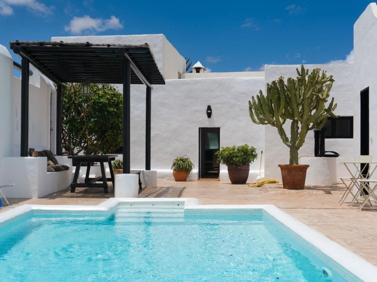 Ferme de 1803 rénovée avec piscine chauffée à Guatiza - Photo 22