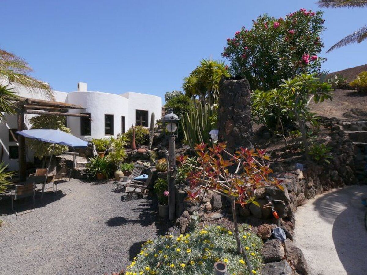 Maison Casa Caldereta au pied du volcan à Guatiza - Photo 1