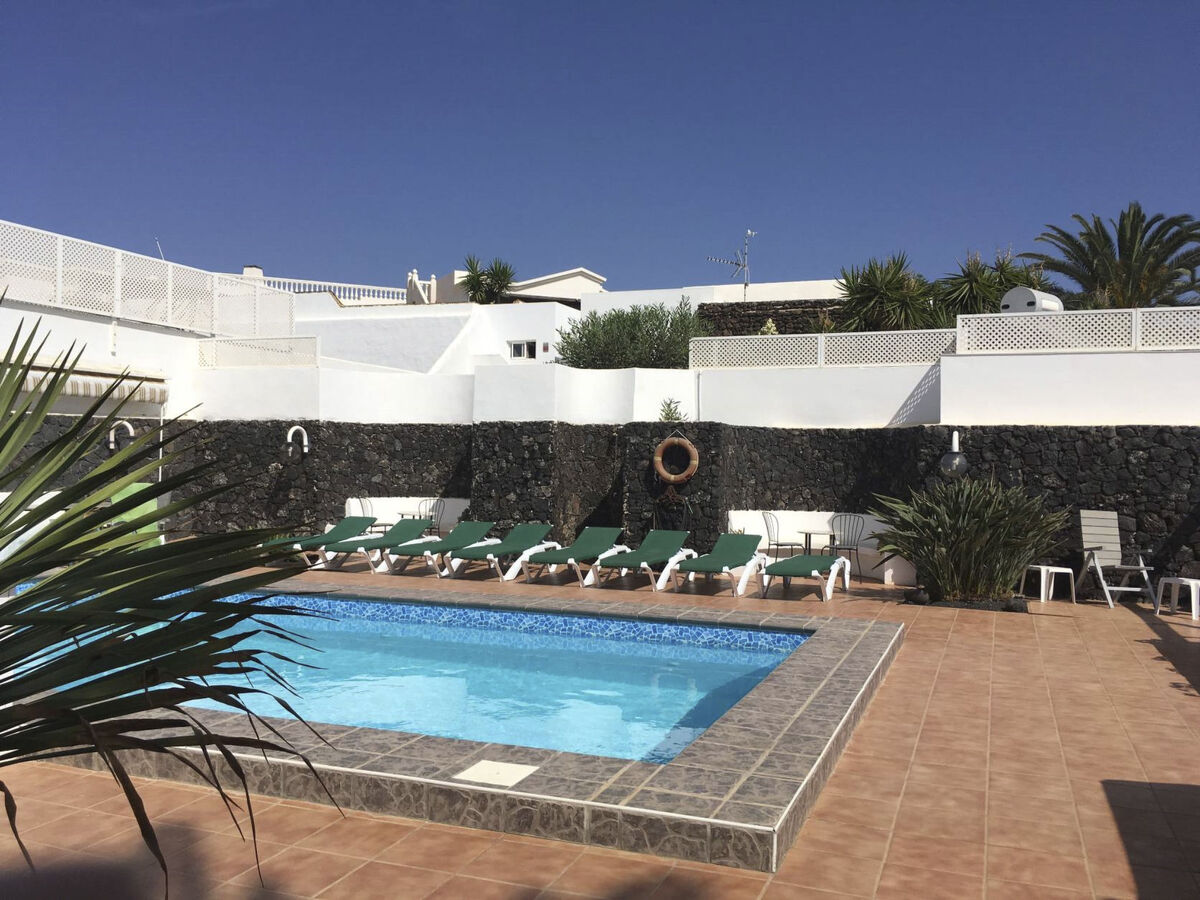 Maison 4 chambres Costa Teguise, piscine privée chauffée - Photo 1