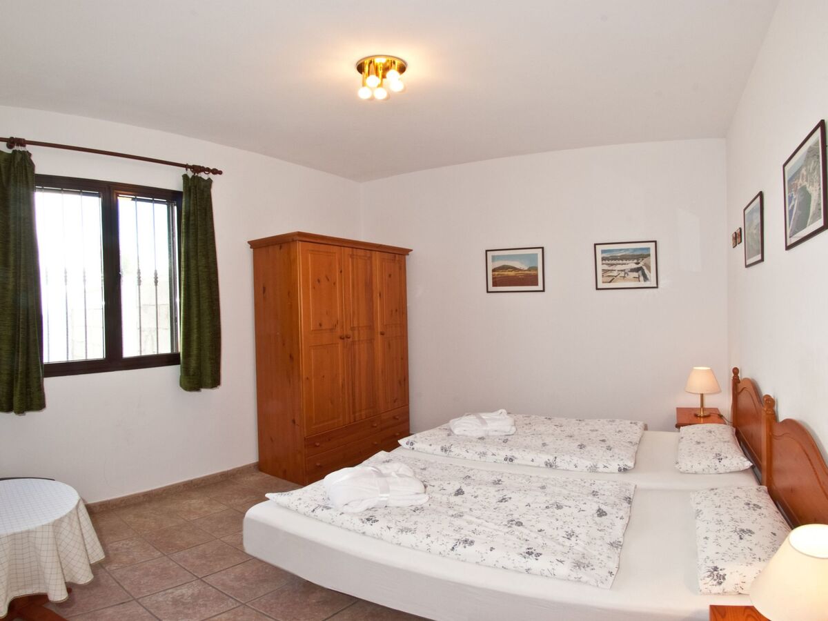 Maison 4 chambres Costa Teguise, piscine privée chauffée - Photo 18