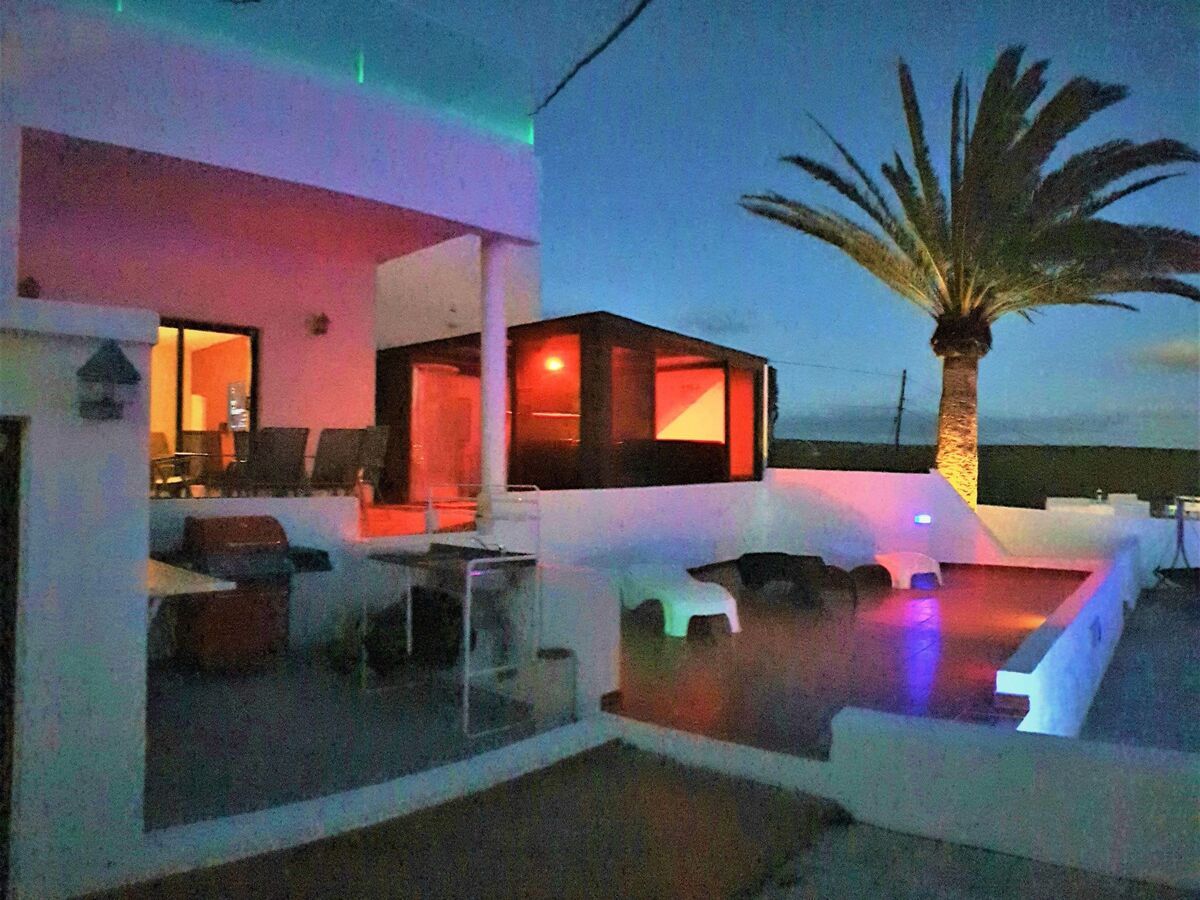 Villa Meerblick Tías - 5 chambres, piscine & vue mer - Photo 25