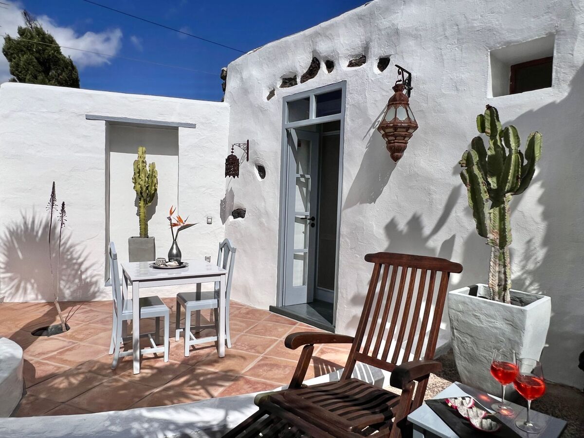 Casita Aloe in Uga – Studio pierre de lave - Photo 1