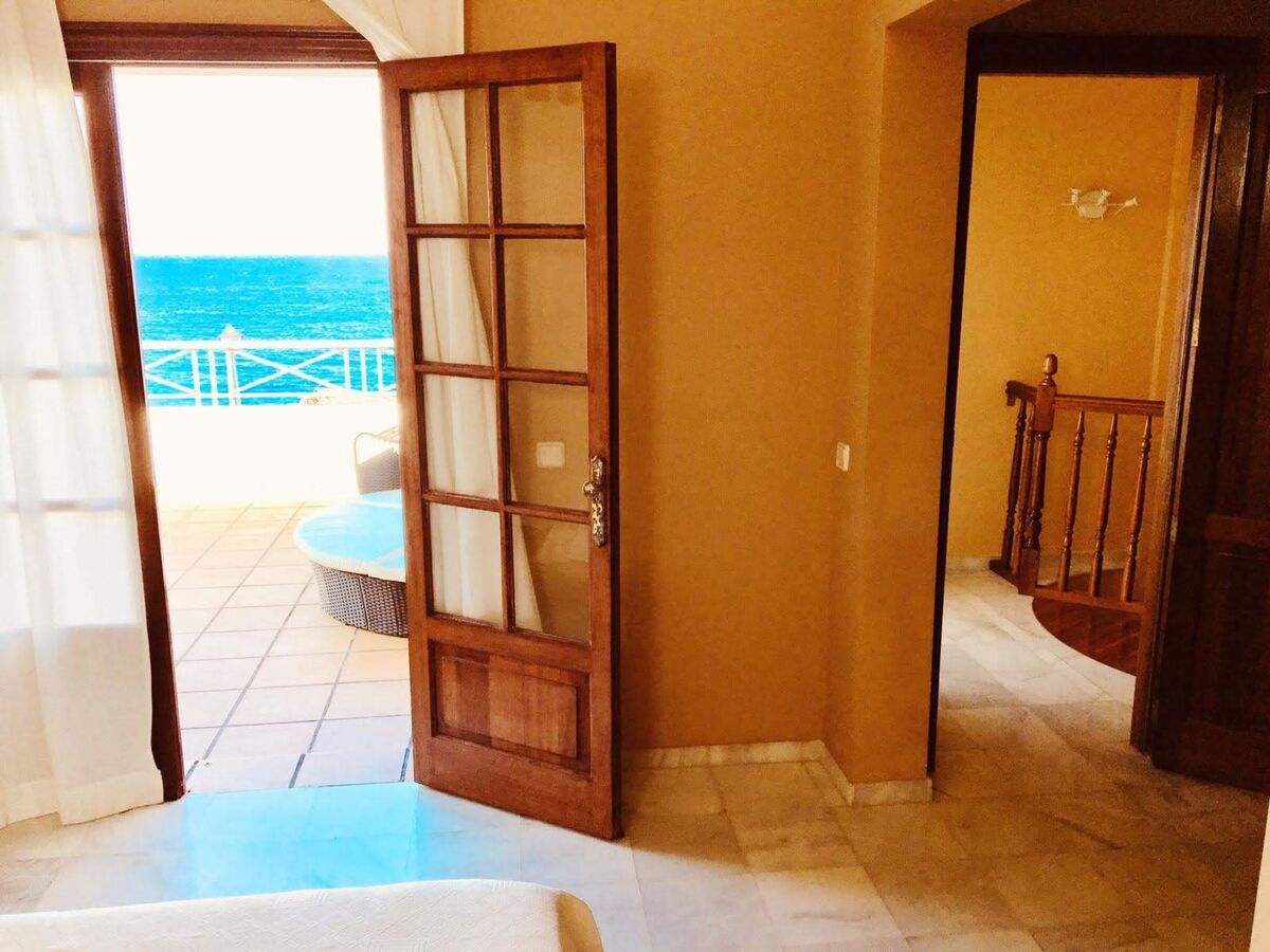 Villa Hortensia : 3 chambres vue mer et piscine chauffée - Photo 9