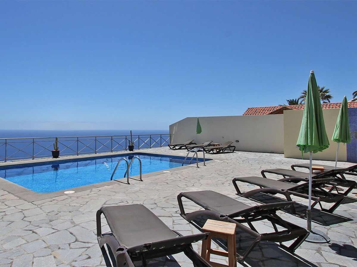 Bungalow à Las Manchas, vue mer depuis la piscine commune - Photo 1