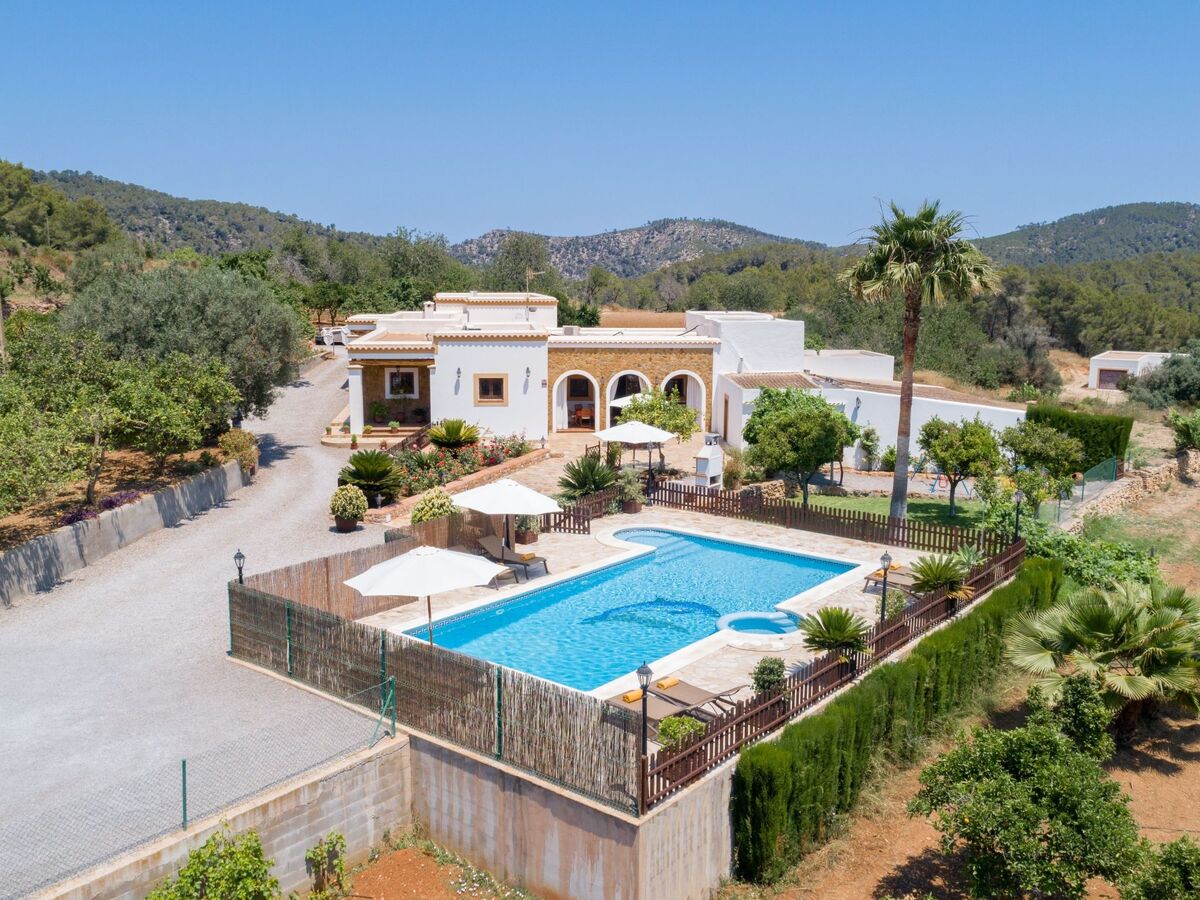 Villa Can Juanó, 8 pers., piscine et jacuzzi à Ibiza - Photo 1