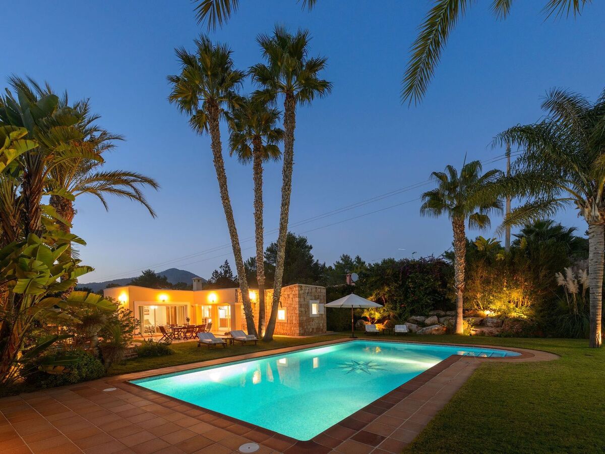 Villa Belvedere à Ibiza – piscine chauffée et 2 jacuzzis - Photo 7