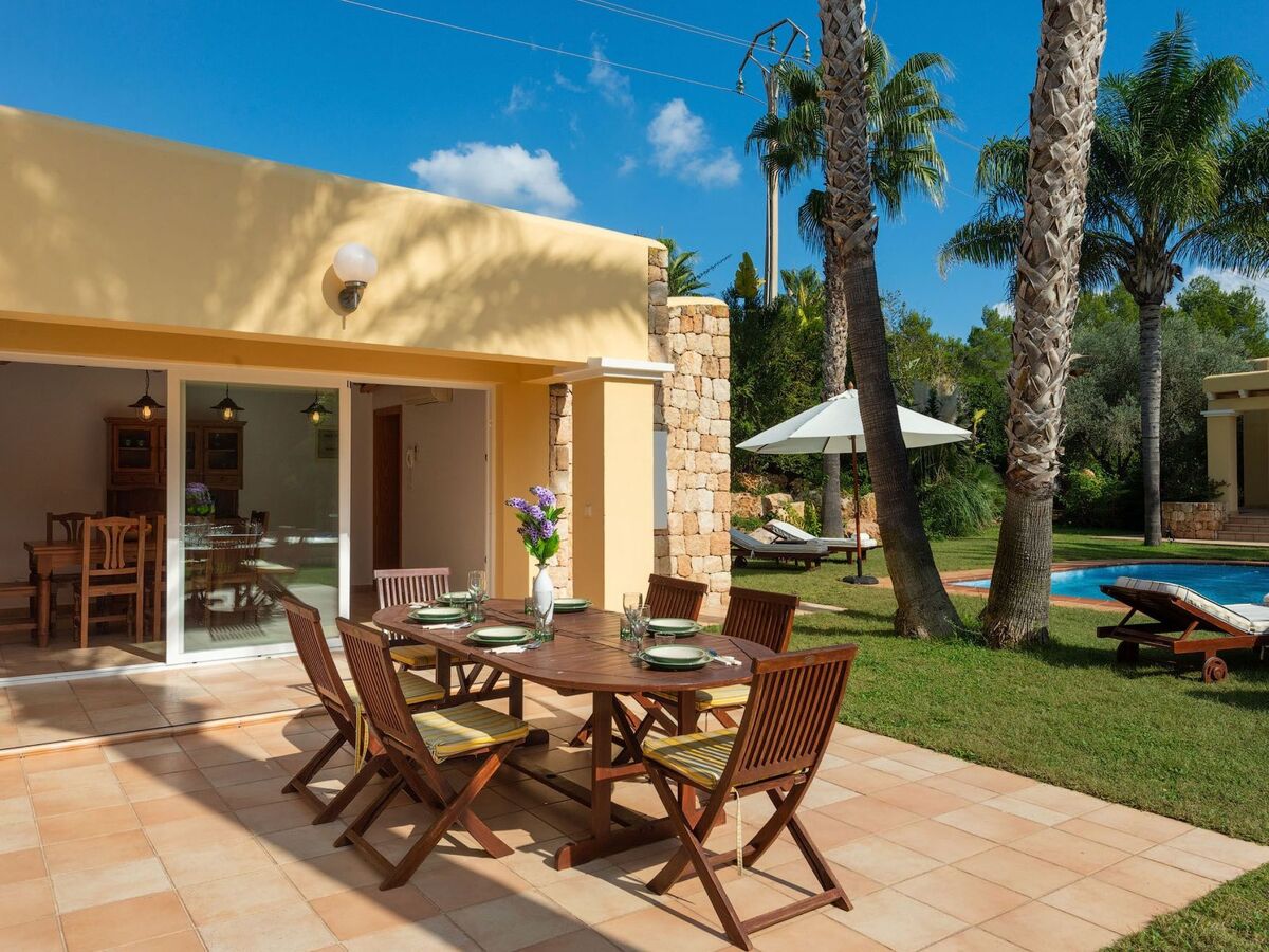 Villa Belvedere à Ibiza – piscine chauffée et 2 jacuzzis - Photo 17