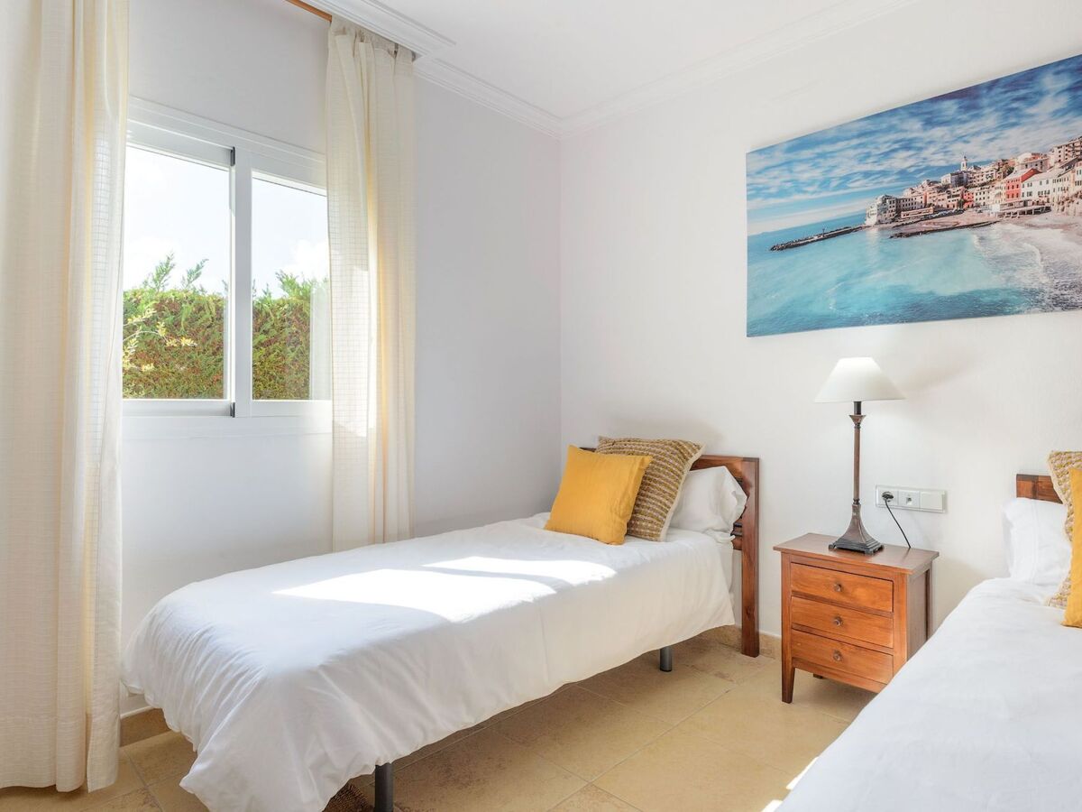 Villa Belvedere à Ibiza – piscine chauffée et 2 jacuzzis - Photo 27