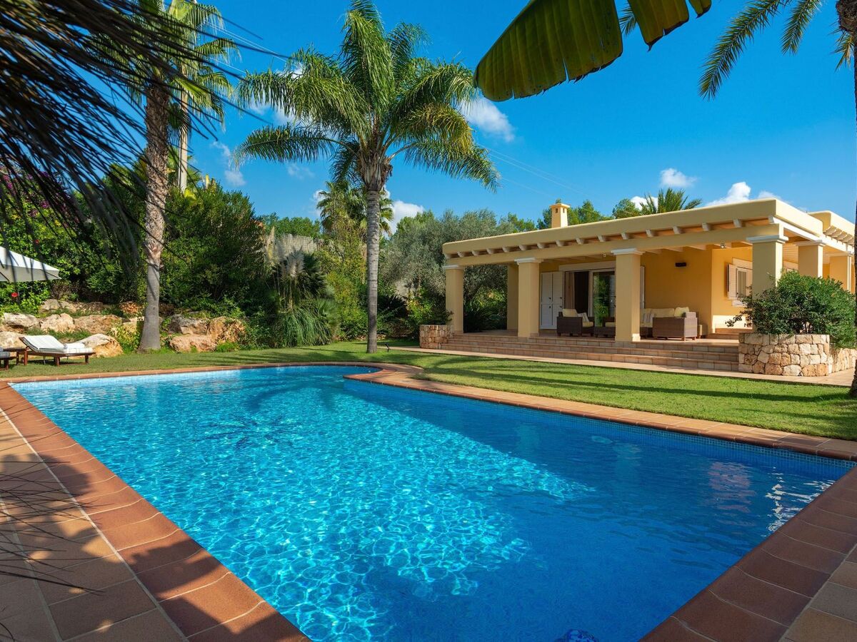 Villa Belvedere à Ibiza – piscine chauffée et 2 jacuzzis - Photo 42