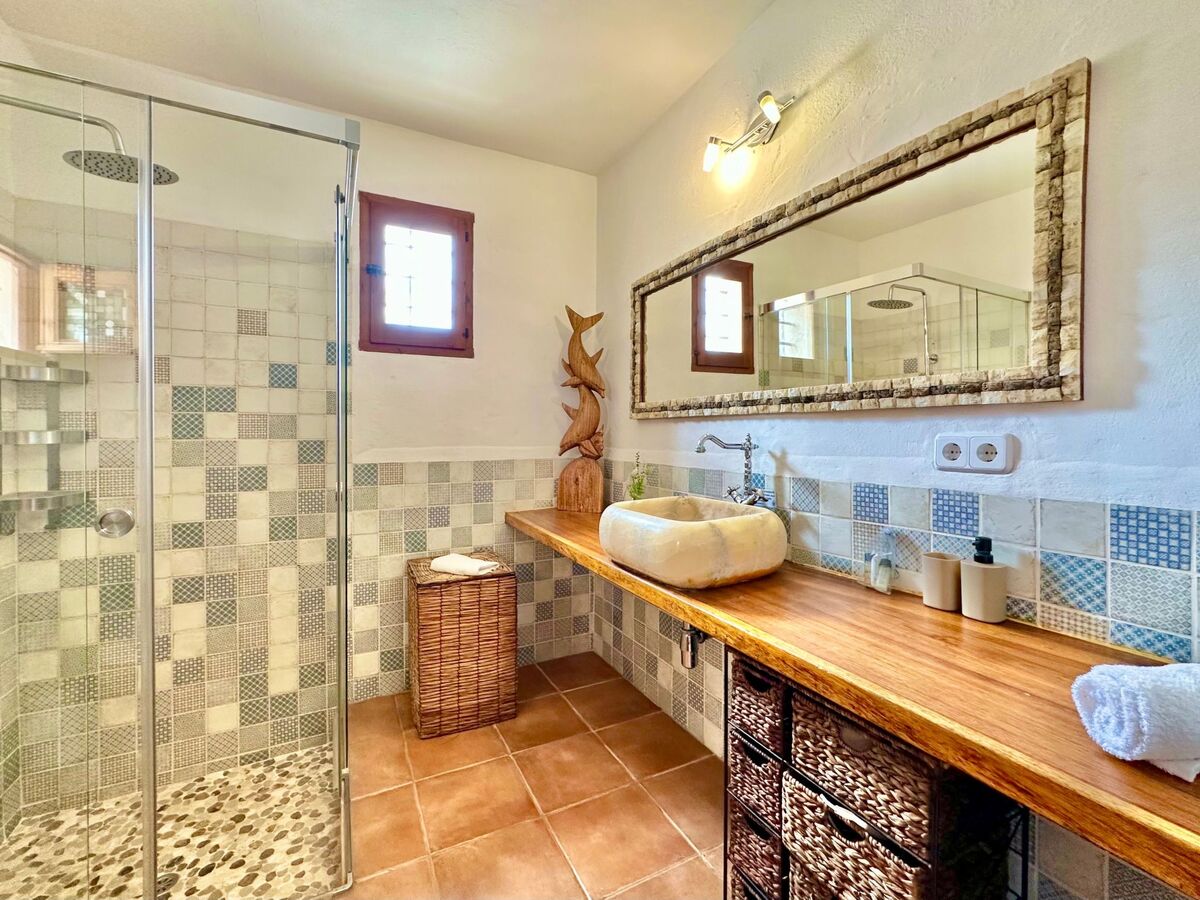 Villa Sa Paissa – 6 chambres en lisière de forêt, Sant Josep - Photo 26