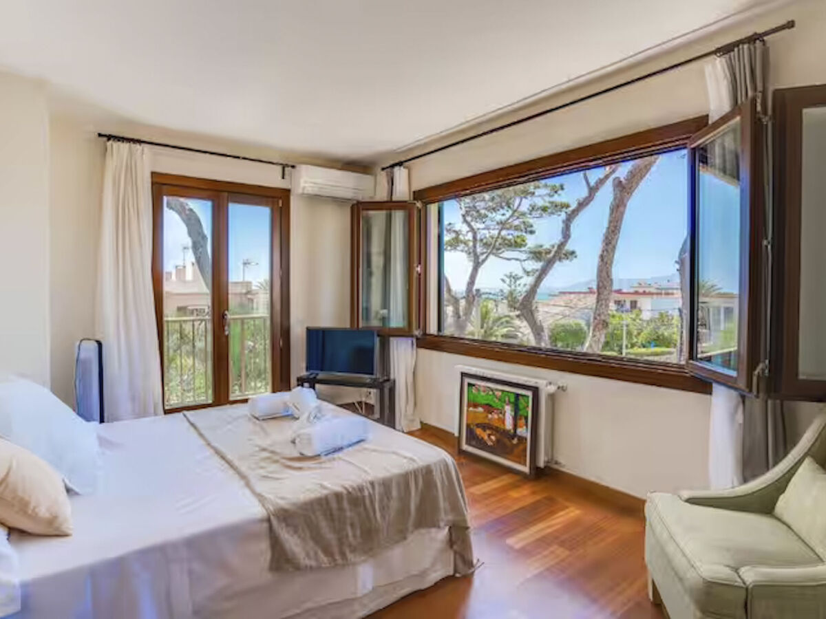 Villa avec piscine à eau salée et jacuzzi, vue sur la baie de Palma - Photo 17
