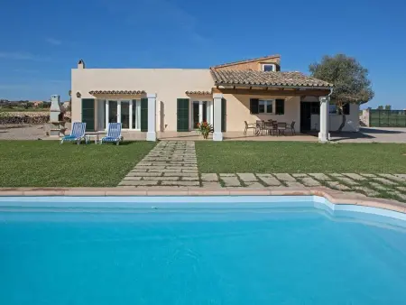 Location maison à Campos, in Campos mit Privatem Pool