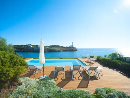 Location maison à Felanitx, Majestätische Villa mit 5 Schlafzimmern und Pool direkt am Meer