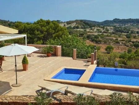 Finca à Son Gall Vell : piscine, jacuzzi et vue mer par beau temps : photo 2