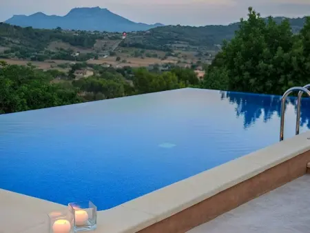 Finca à Son Gall Vell : piscine, jacuzzi et vue mer par beau temps : photo 5