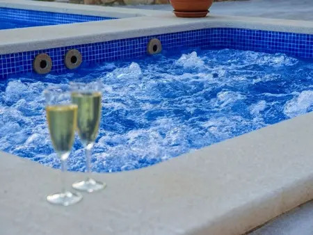 Finca à Son Gall Vell : piscine, jacuzzi et vue mer par beau temps : photo 6