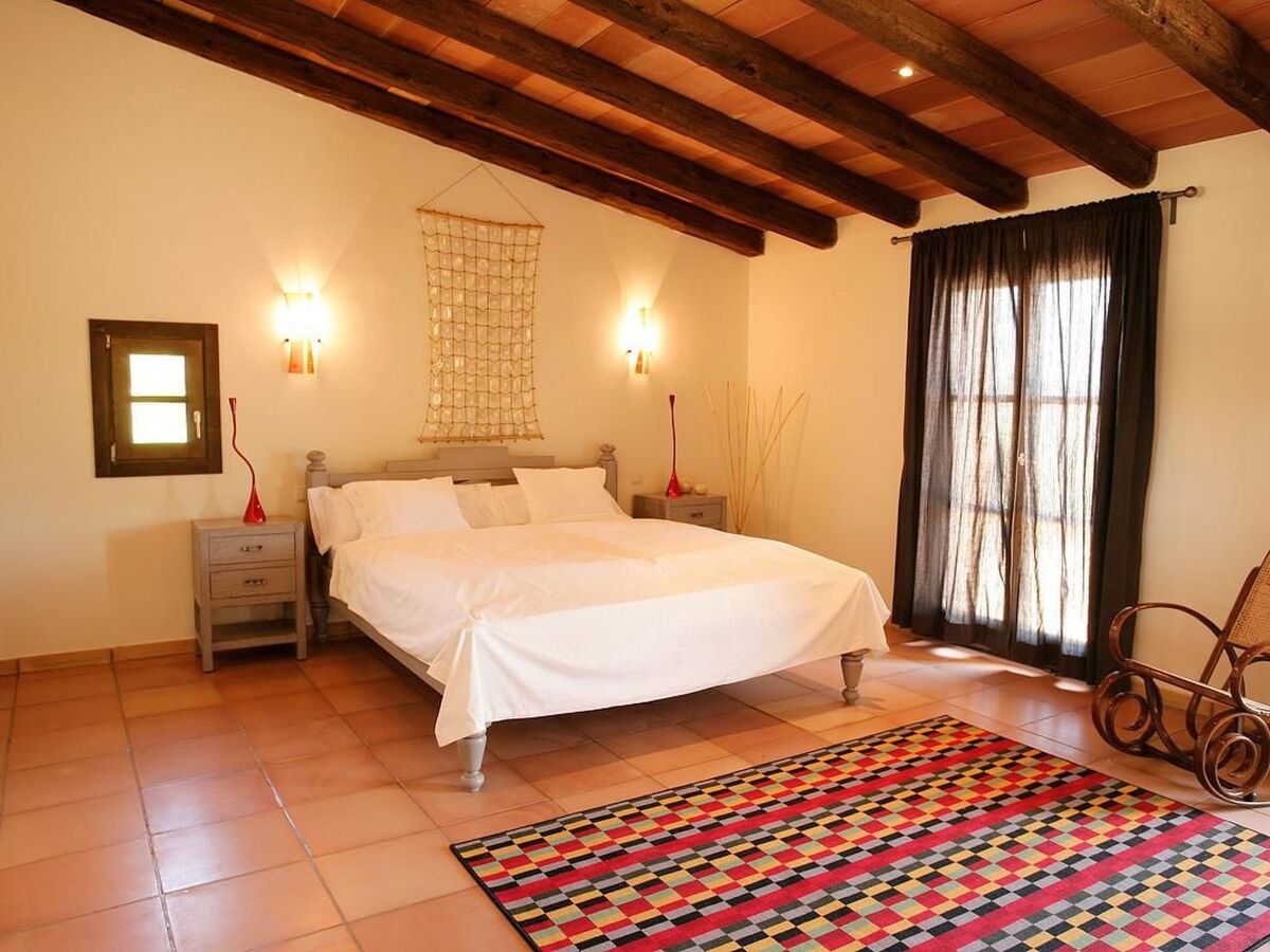 Finca Manacor – 4 chambres, piscine 14m, parc 2,1 ha - Photo 12