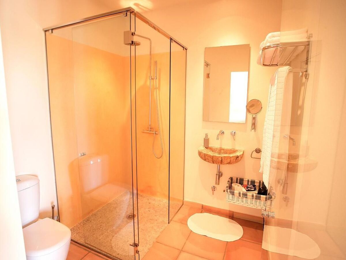 Finca Manacor – 4 chambres, piscine 14m, parc 2,1 ha - Photo 17