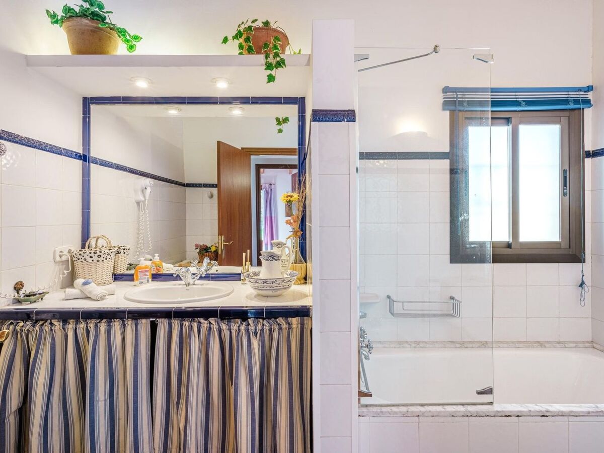 Finca Garballons : maison 6 pers. avec piscine et terrain de foot - Photo 9