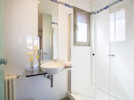 Maison vue mer avec piscine intérieure à Son Serra de Marina : photo 18